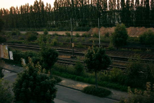 links ist der Bahnhof Dülken