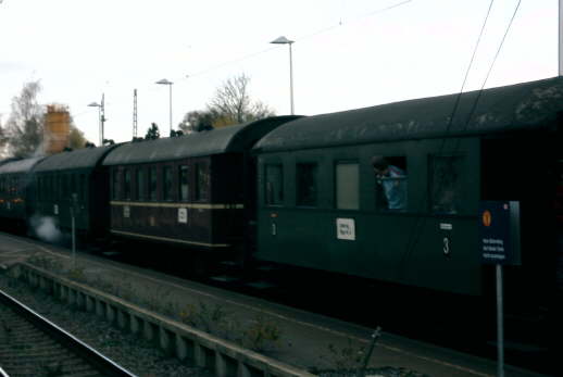 Nikolauszug 2005 warte in D�lken